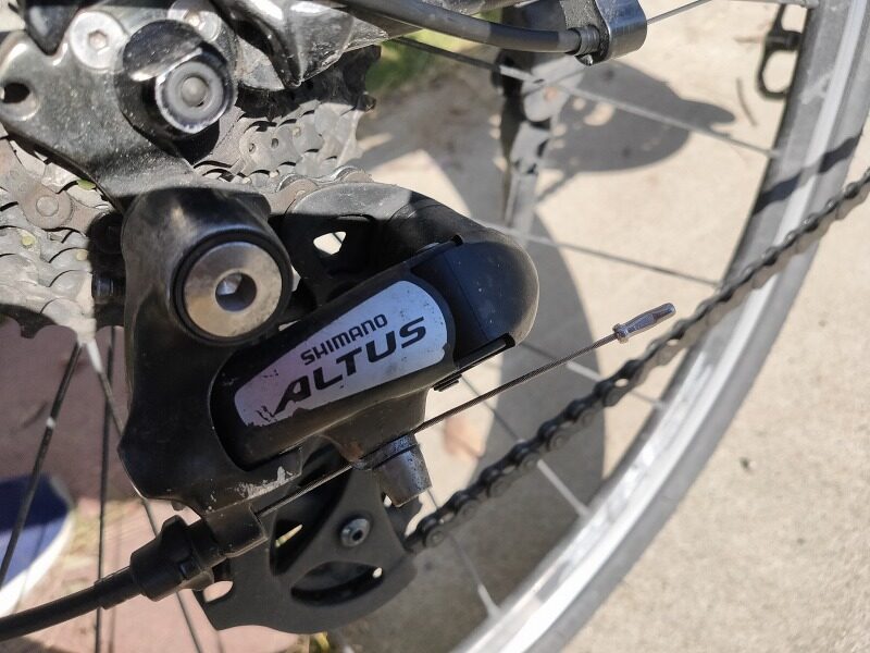 はじめてのシフトワイヤー（インナー式）を交換 クロスバイクESCAPERX4